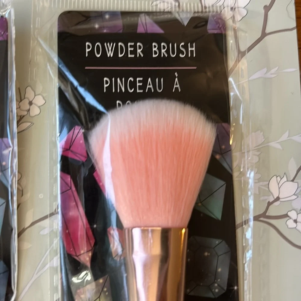 Contour, Bronzer, Blush and Powder Brush Set with Diamond Design.